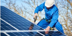 Installation Maintenance Panneaux Solaires Photovoltaïques à Le Chambon